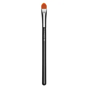 195 Concealer Brush