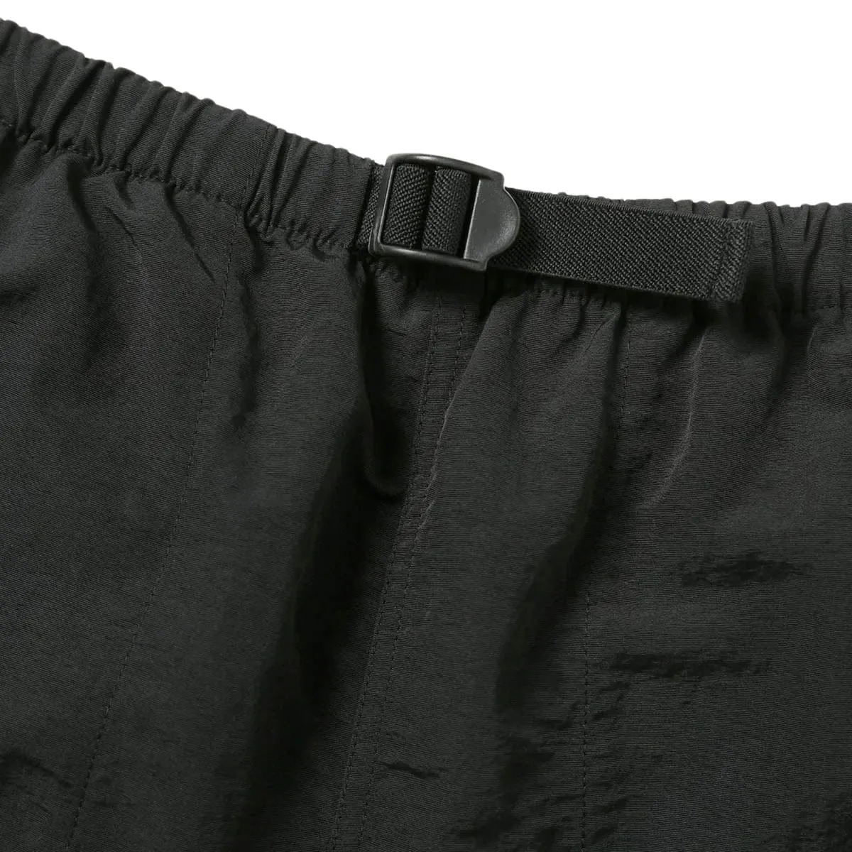 MOUNTAIN SHORT BLACK | Bodega