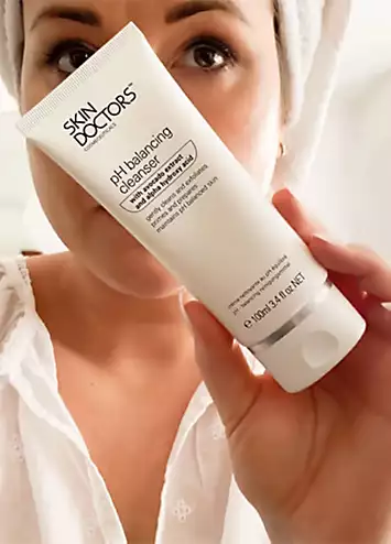 Skin Doctors PH Balancing Cleanser™ | Kaleidoscope