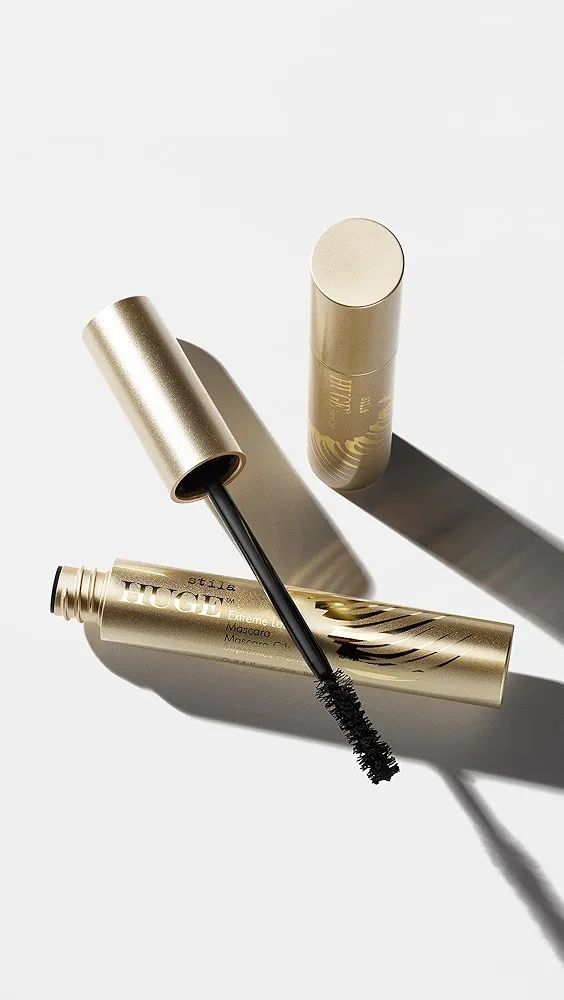 Stila   Dare to Be Huge Extreme Lash Mascara 